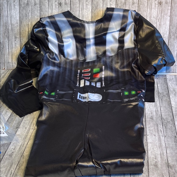 Star Wars Darth Vader Child's Outfit - Black and White - Picture 3 of 6